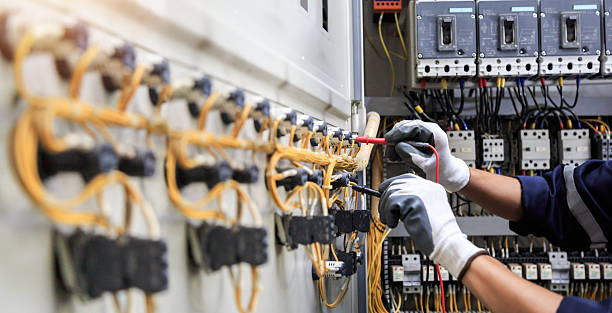 Professional Electrician technician working in Flourtown, PA